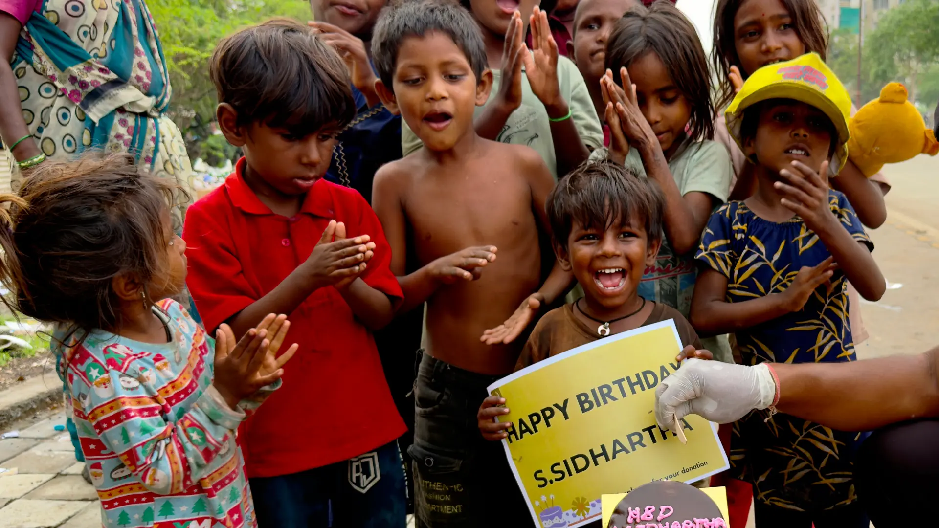Sponsor a Birthday/ Anniversary cake and Food packets