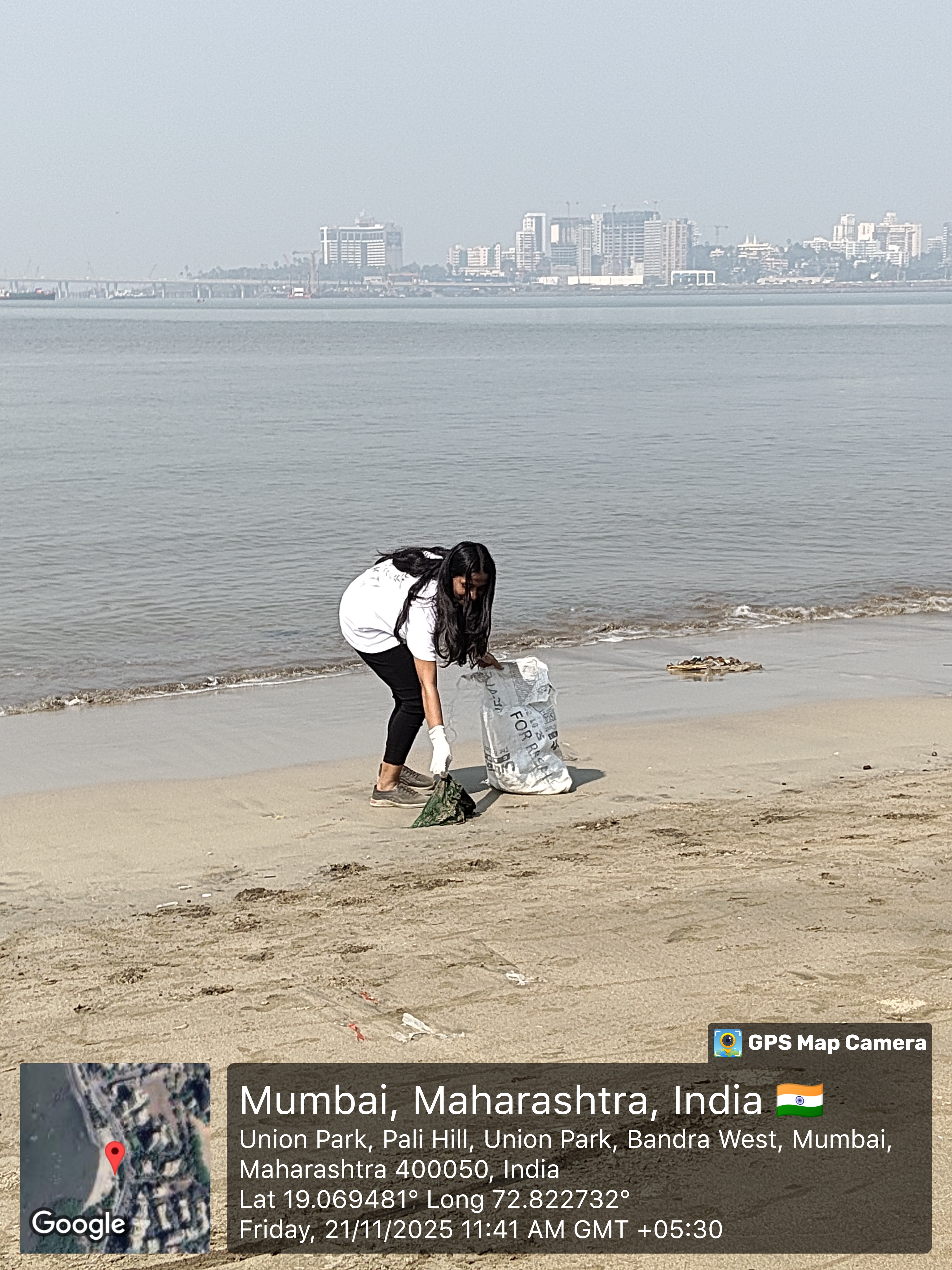 Beach Cleaning in Mumbai