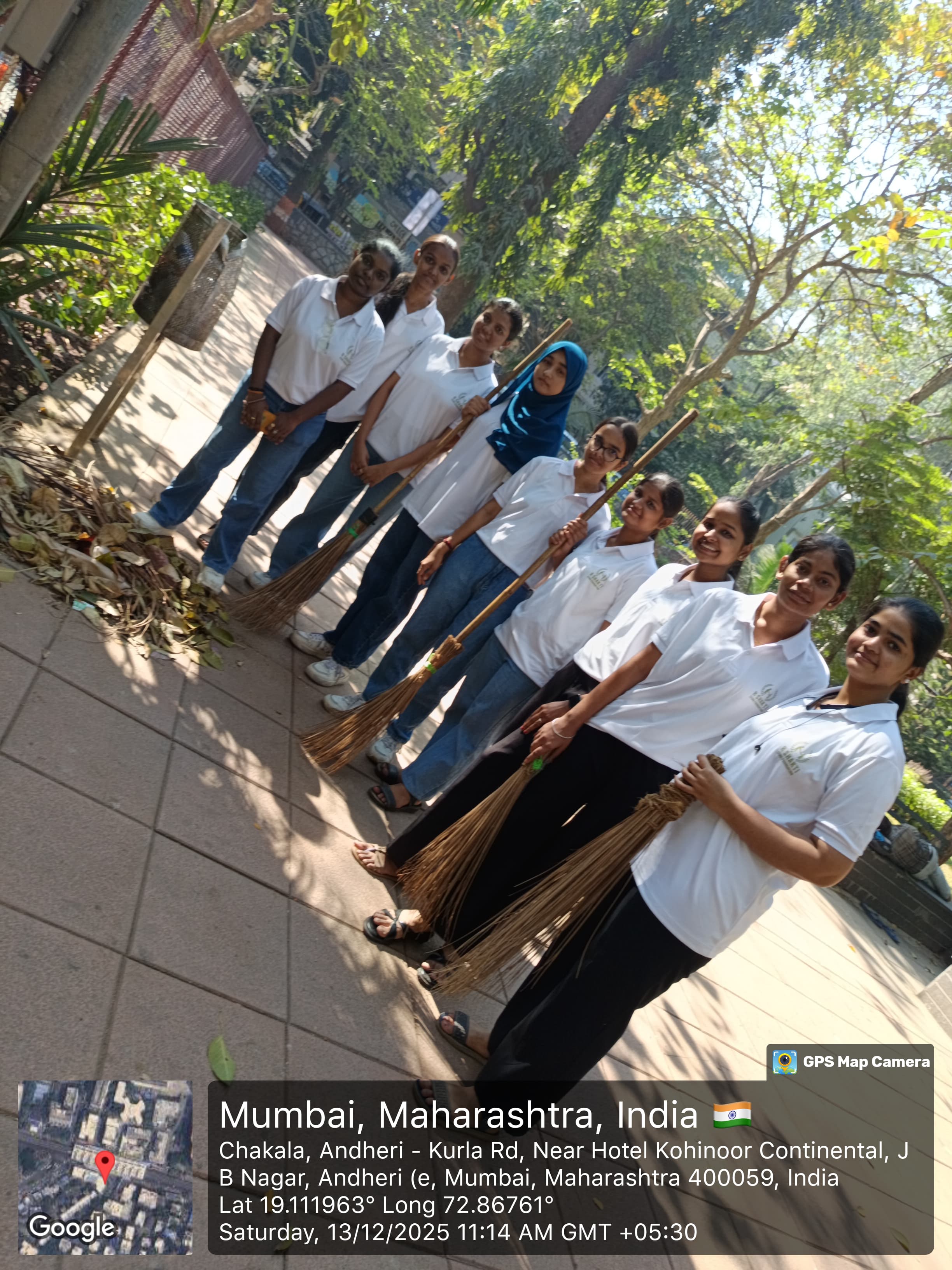 RSSF volunteers working together during a park cleaning drive