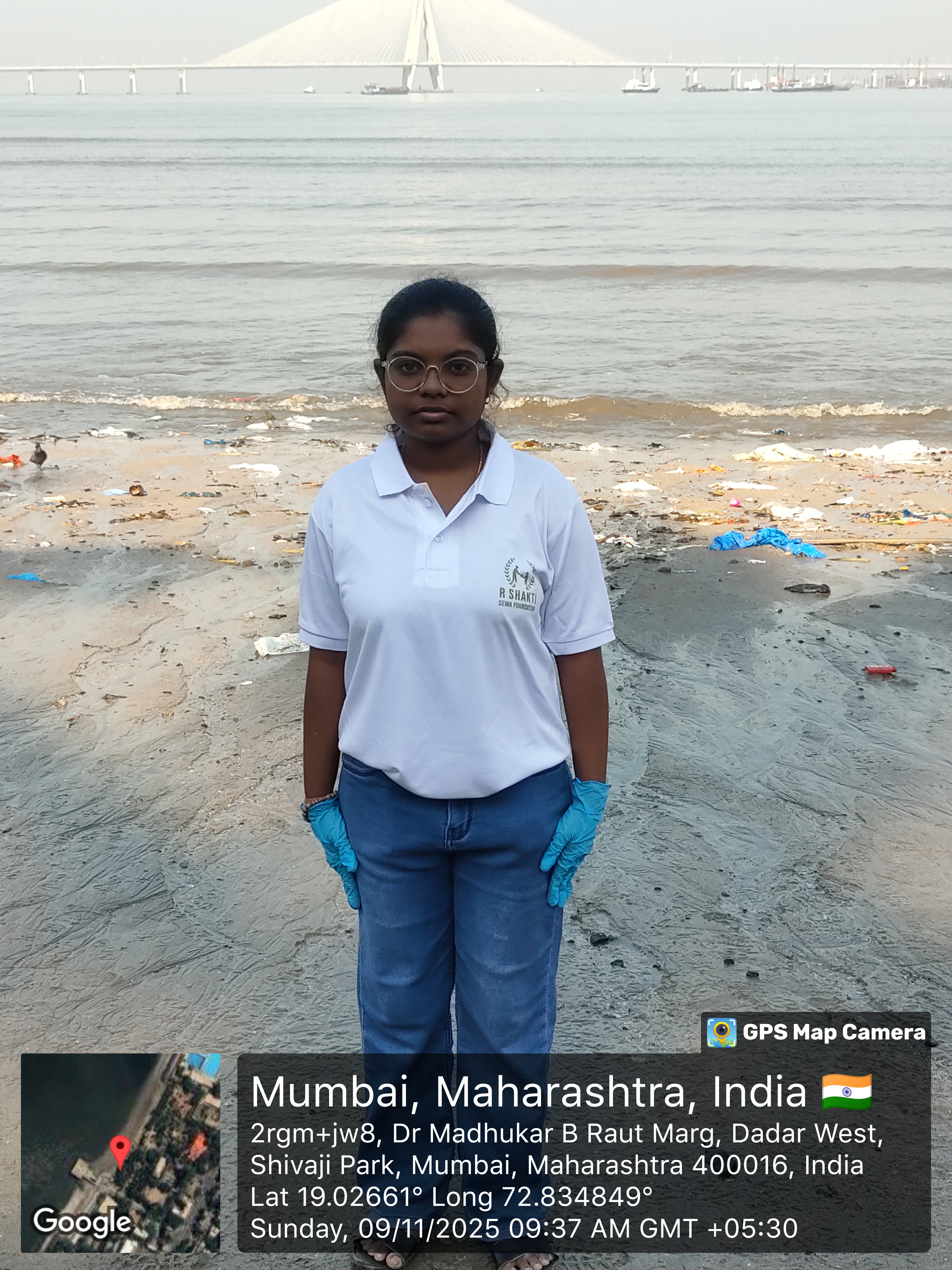 Beach Cleanup Photo 7