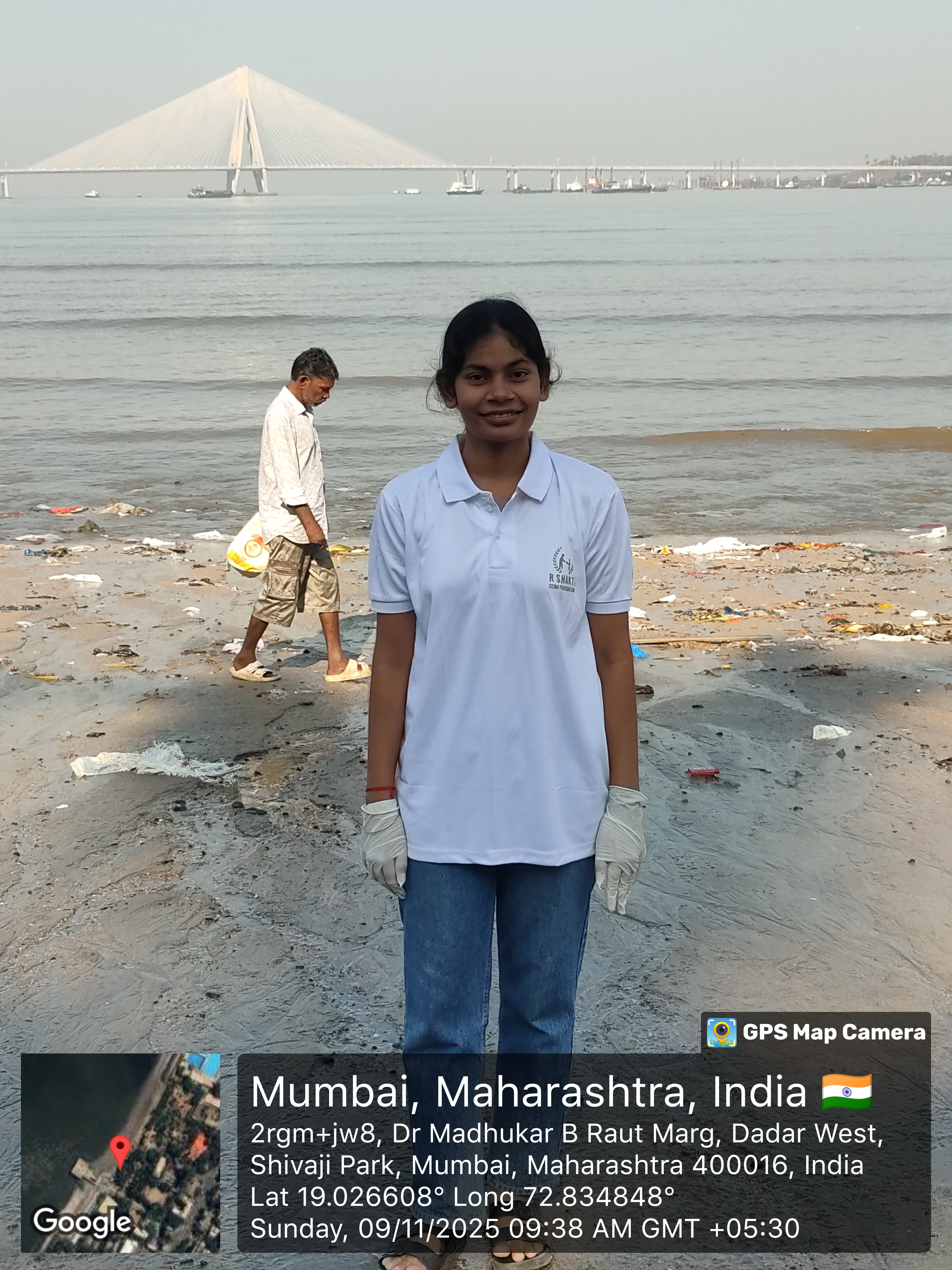 Beach Cleanup Photo 17