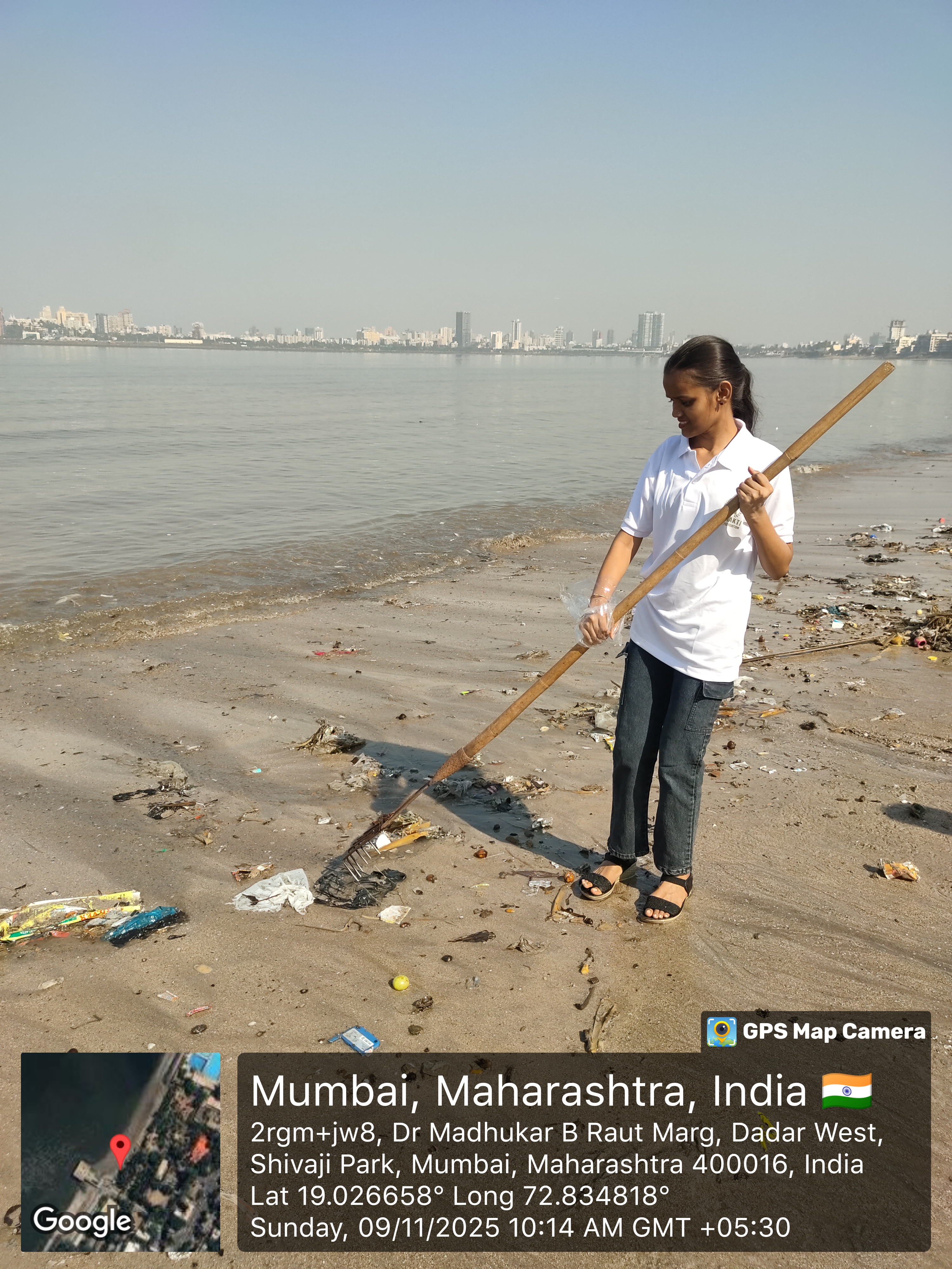 Beach Cleanup Photo 44